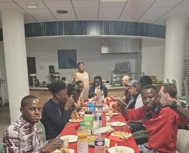 repas partagé dans le 14e